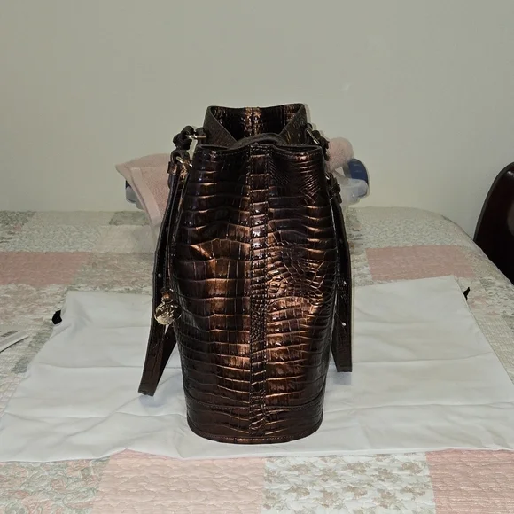 NWT BRAHMIN FIORA SHOULDER BAG IN GANACHE OMBRE MELBOURNE. - Picture 9 of 16